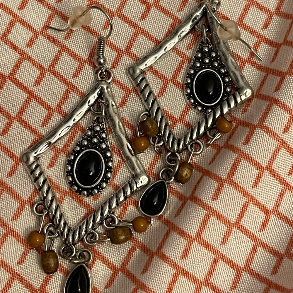 Brand new ear rings